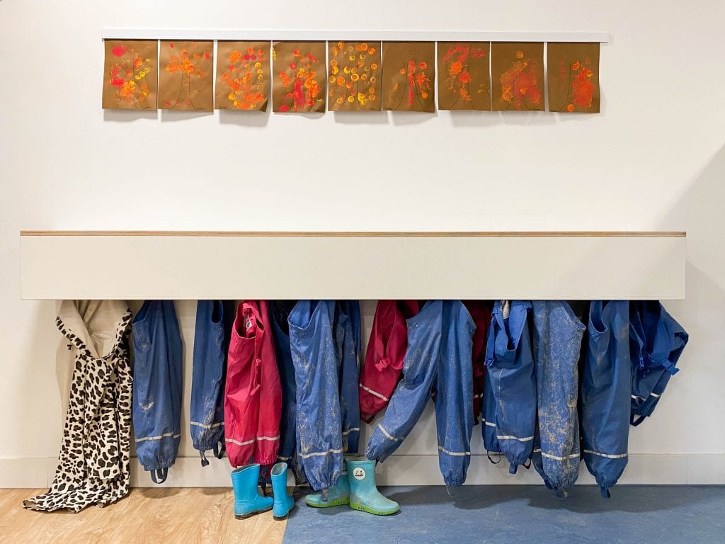 Buitenkleding voor kinderen in Kinderdagopvang in 'Hoefkwartier' Amersfoort